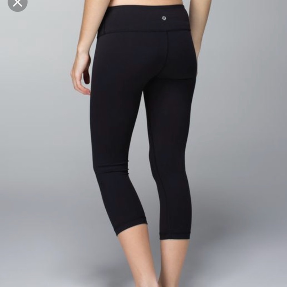 Lululemon Wunder Under Crop